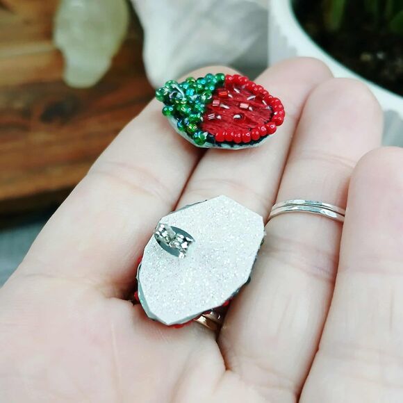 Strawberry Beaded Embroidery Stud Earrings, Handmade OOAK Artisan Fruit - Picture 4 of 4